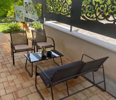 Balatonkenese Apartment | Katica Szállás
