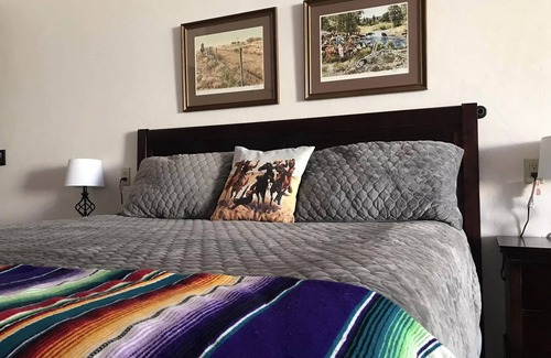 Tombstone Hotel | Katie's Cozy Suites