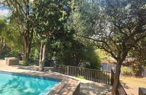 Bayswater Apartment | Katlego