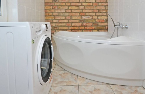 Katschow House | Katschow - High-quality furnished DHH in a quiet location, with terrace, WiFi and parking space.