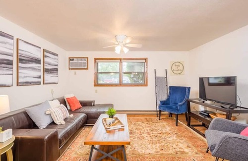 Kaukauna Apartment | Kaukauna Flats 9 Summ