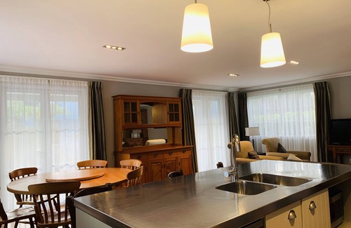 Russell Cottage | Kauri Cottage - Russell Cottage Collection