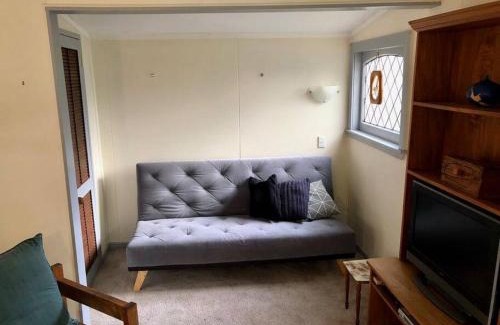 Kerikeri House | Kauri post cottage