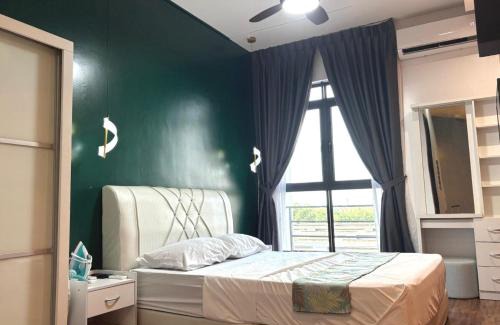 Penampang Apartment | Kavenue Deluxe Room by CSE