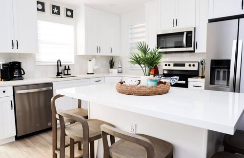 Monroe County House | Kawama G12 Upscale OceansideVilla with Marina 2/2
