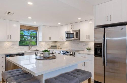 Key Largo House | KAWAMA N2 in Key Largo, Beach, Lagoon, Pools, Tennis, Free Bikes and Canoes