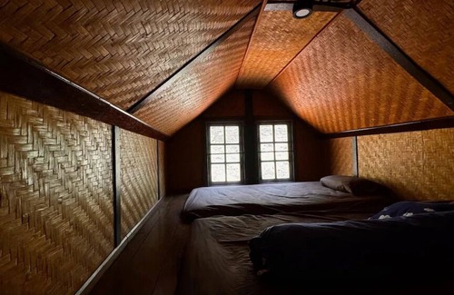Thong Pha Phum Resort | Kawarin Saiyai Cottage and Lake
