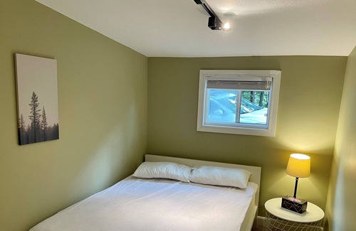 Pleasant Point Cottage | Kawartha waterfront Cottage rental