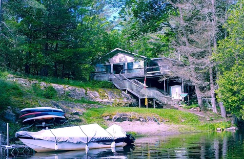 Selwyn Cottage | Kawarthas Stoney Lake Cottage