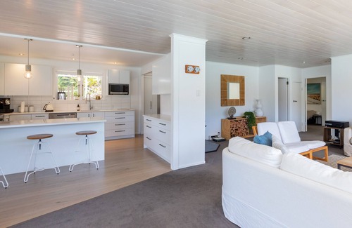 Kawau Island Hotel | Kawau Lodge Boutique Resort