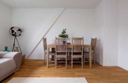 Werd Apartment | KAYA Zurich Apartment 5A - Downtown 2-BR Deluxe Loft Apt