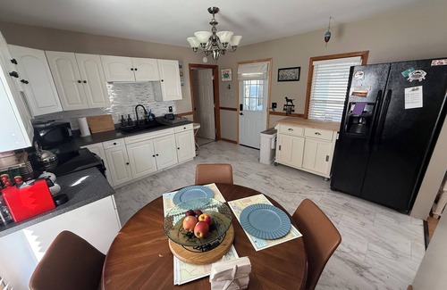 Ewell House | Kayak friendly home on the Chesapeake Bay with bikes, paddle board & golf cart