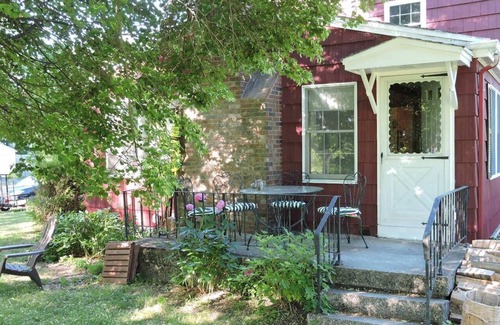 Westbrook House | Kayak, swim, fish, walk to restaurants, breweries, 19 min to Old Port