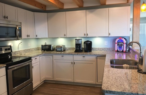 Cedar Point House | Kayaker and Bird Watchers Dream: Freshly Renovated with Breathtaking Views