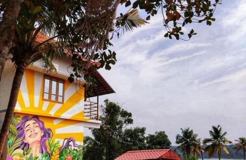 Chirayinkil House | Kayaltheeram Resort & Homestay