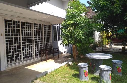 Telok Jambu House | Kayangan Homestay Perlis for Mslim Only