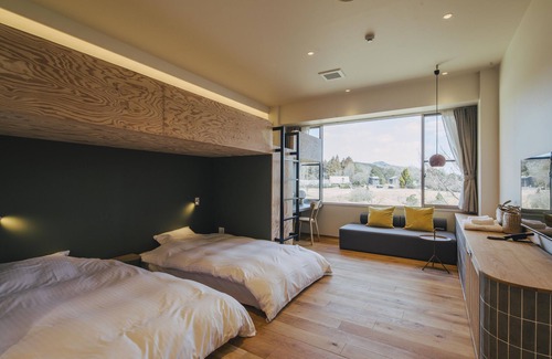 Gotsu Hotel | KAZENOKUNI IWAMI RESORT & STAYS