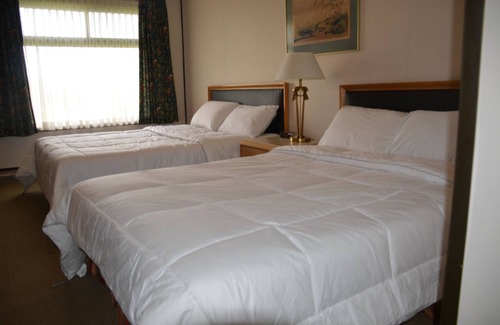 Vars Hotel | KC's Country Inn