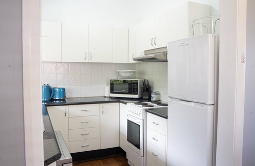 Warrawong House | Kcaasa Lake