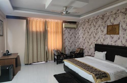 Sat Bari House | KCG Heritage