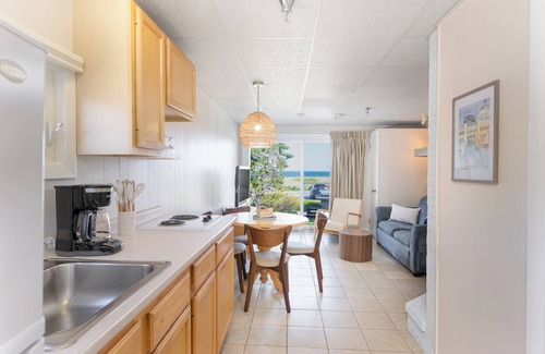 Old Orchard Beach Hotel | Kebek 3 Oceanside Motel