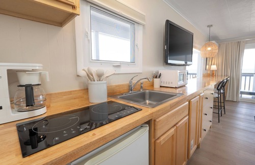 Old Orchard Beach Hotel | Kebek 3 Oceanside Motel