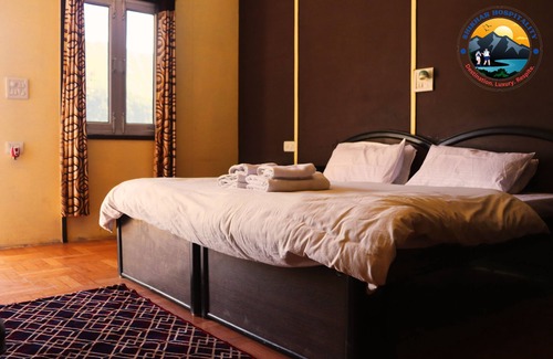 Narainkoti Hotel | Kedar Heights Heli Resort