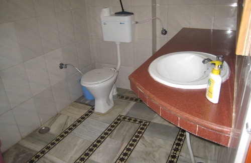 Varanasi Bed & Breakfast | Kedareswar Bed and Breakfast