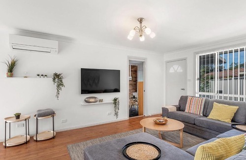 Salamander Bay House | Keel Street 3 37