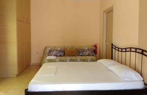 Razata Apartment | Kefalos Apartment (Razata)