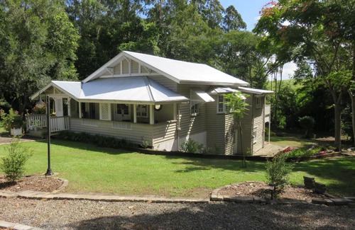 North Maleny Bed & Breakfast | Keillor Lodge
