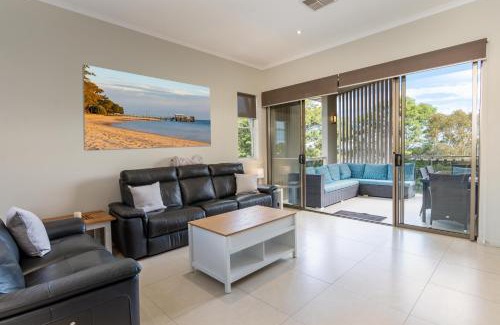 Bongaree Apartment | Keith's on Pumicestone, 1 of the 3 most popular units on Bribie