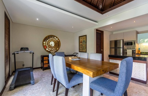 Sanur Villa | Kejora 3 – Beachfront Pool Villa 3–5BR Sleeps 10