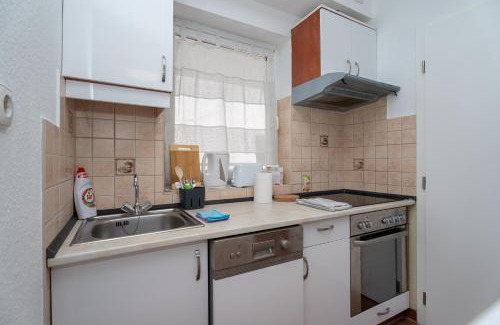 Erzsebetvaros Apartment | Keleti Train Station -Garay Square Apartment with balcony