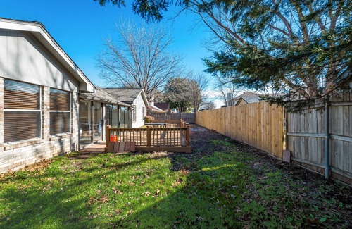 Keller House | Keller's Spacious 4 Bedroom Stay