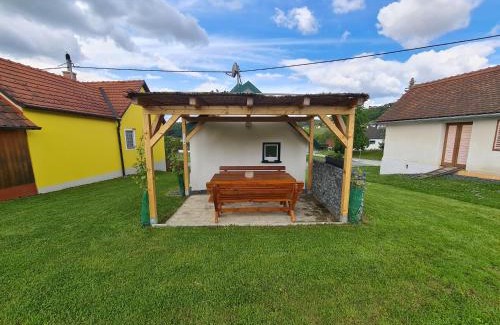 Eisenberg an der Pinka House | Kellerstöckl Kainz