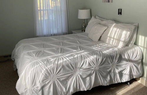 Yarmouth Cottage | Kelley's Ocean View Cottage Little Johns Island