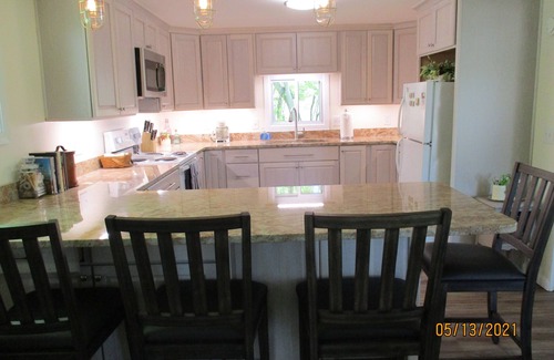 Kelleys Island House | "Kelleys Island Escape" is a short walk from downtown Kelleys Island & sleeps 6.