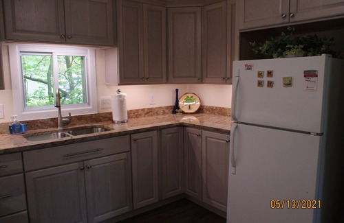 Kelleys Island House | "Kelleys Island Escape" is a short walk from downtown Kelleys Island & sleeps 6.