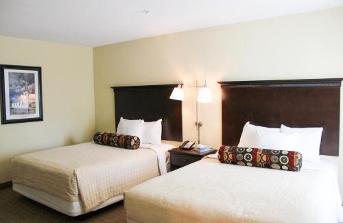 Kelleys Island Hotel | Kelleys Island Venture Resort