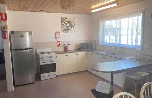 St Helens Apartment | Kellraine Holiday Units