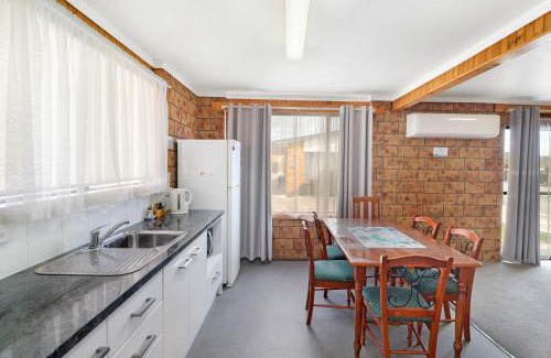 St Helens Apartment | Kellraine Holiday Units
