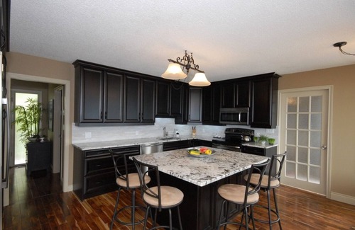 Central Okanagan House | Kelowna Home With Bedroom to Rent
