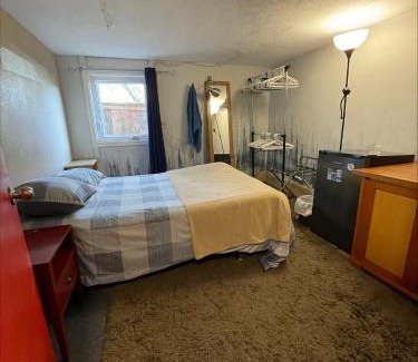 South Central Hostel | Kelowna International Hostel