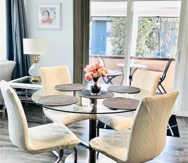 South Central Apartment | Kelowna little Island near Downtown, lake, hospital and Okanagan Collage