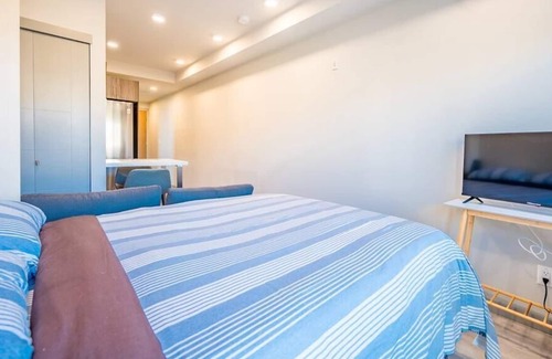 Rutland Apartment | Kelowna Studio Near Restaurants and Grocery