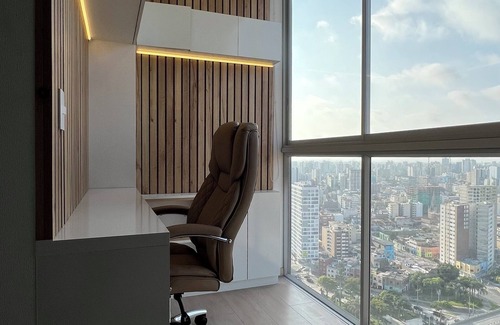 Balconcillo Apartment | Kelvin Apartment - On Apartments Building