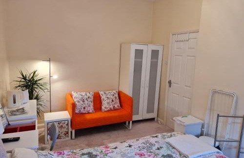 Ferryhill House | KELVIN HOUSE