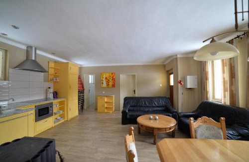 Dobronice u Bechyne Apartment | Kemp na Staré papírně