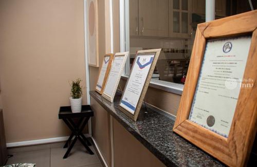 Jwaneng Bed & Breakfast | Kendi's Inn Self Catering Apartments